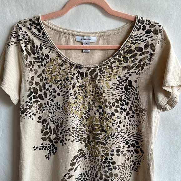 Style & Co. cream tee with brown and gold animal print, size M - Picture 2 of 7